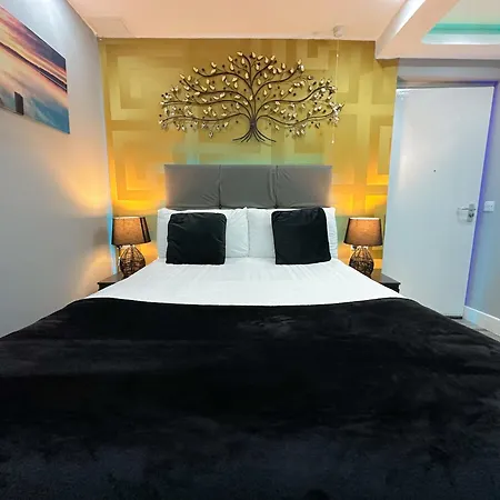 Mansa * Bradford (West Yorkshire)