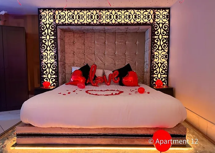 Mansa Bradford (West Yorkshire)