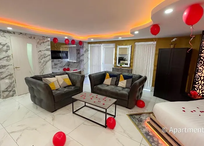 Mansa * Bradford (West Yorkshire)