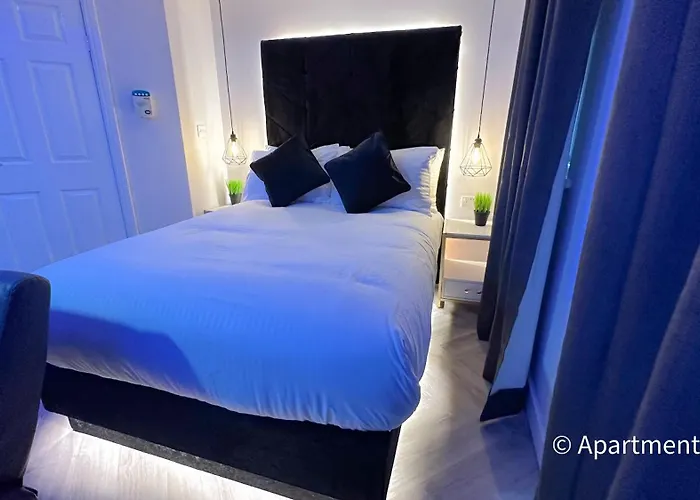 Mansa * Bradford (West Yorkshire)